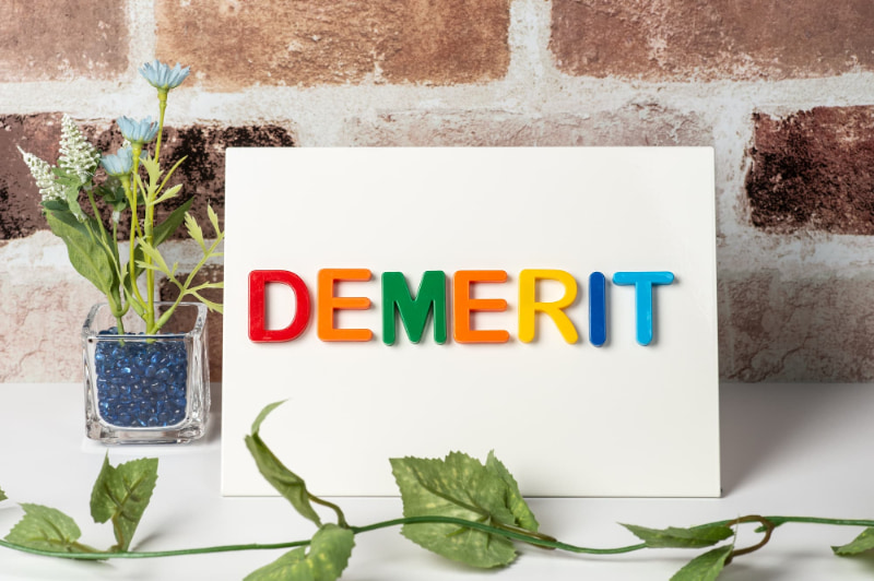 オフィスホワイトニングのデメリットを説明するイメージ