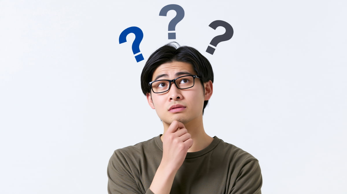 根管治療は何回で終わるのか考える男性